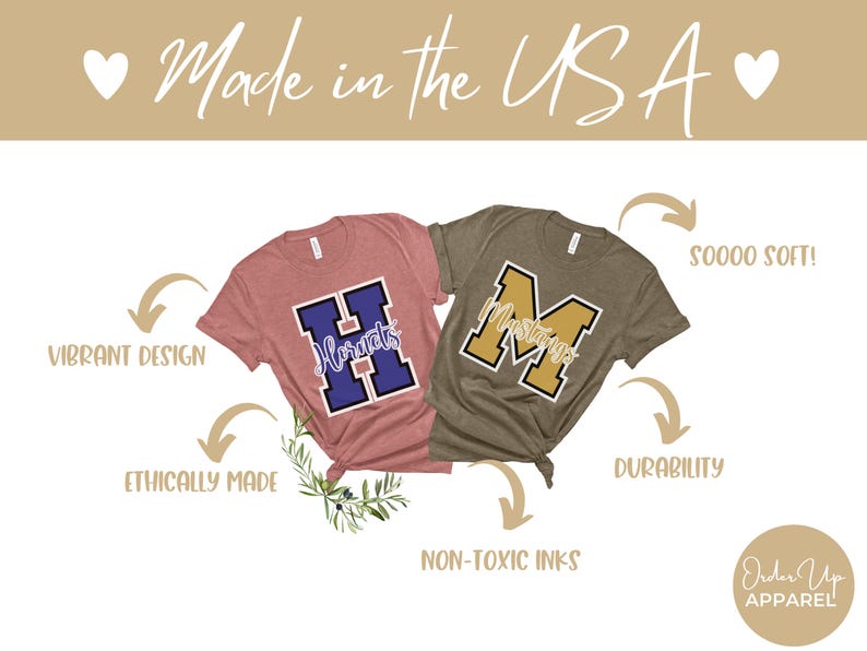 Puede incluir: Dos camisetas con diferentes logotipos de escuela. La camiseta rosa tiene una "H" morada con la palabra "Hornets" escrita en su interior. La camiseta marr&oacute;n tiene una "M" dorada con la palabra "Mustangs" escrita en su interior. Las camisetas est&aacute;n hechas en los Estados Unidos y est&aacute;n hechas &eacute;ticamente con tintas no t&oacute;xicas.
