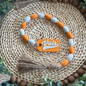 TN Volunteers Tier Tray Decor - Table and Desk Art Garland (Vols Tag)