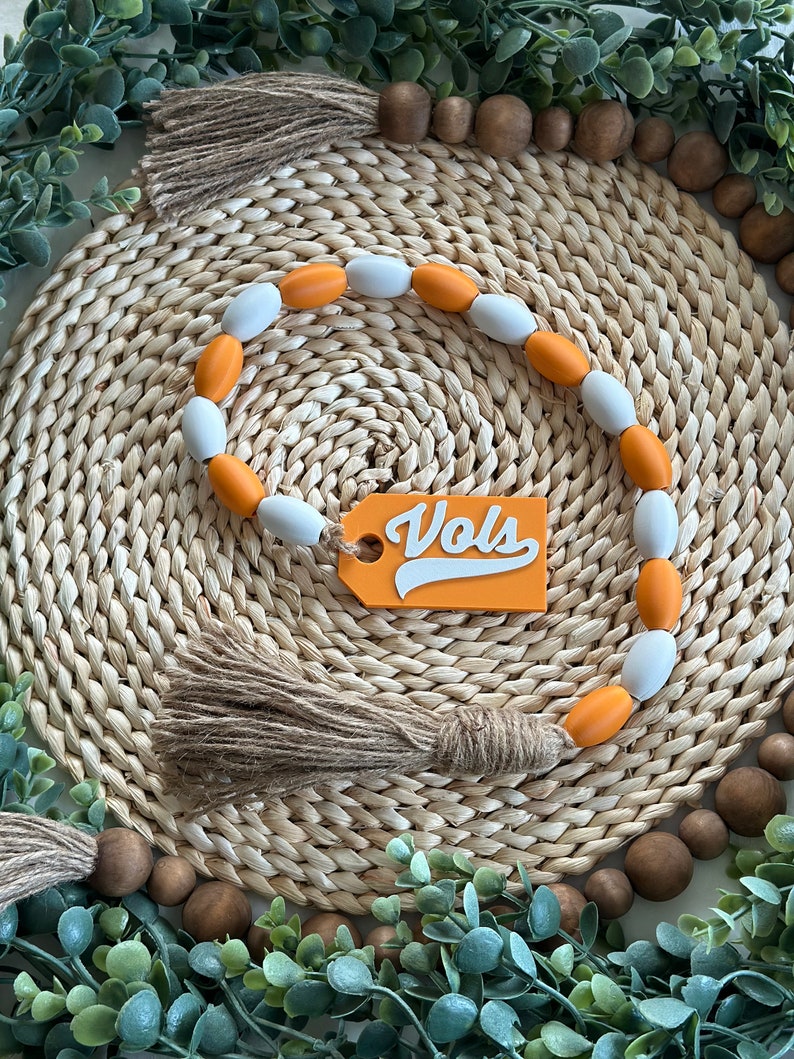 TN Volunteers Tier Tray Decor - Table and Desk Art Garland (Vols Tag)
