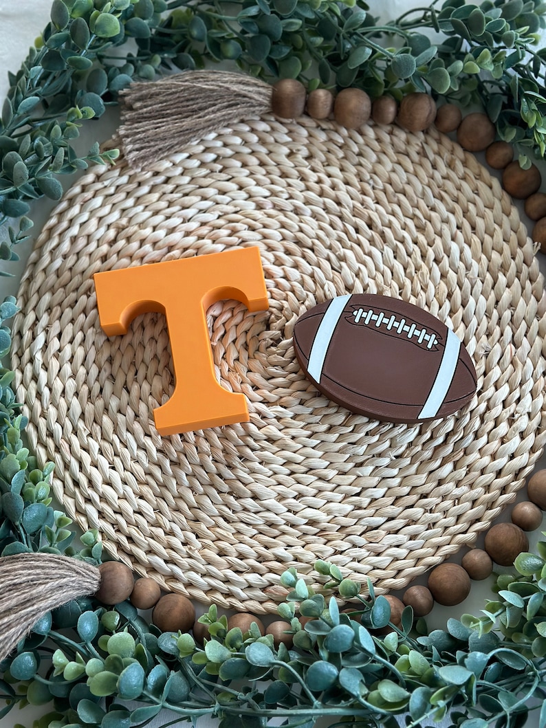 TN Volunteers Tier Tray Decor - Table and Desk Art image 2