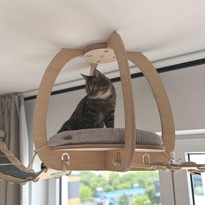 CIRCLE XL - Étagère de plafond haut de gamme pour chat avec couchage confortable. Ponts, étagères murales et hamacs. Mobilier moderne. Personnalisable.