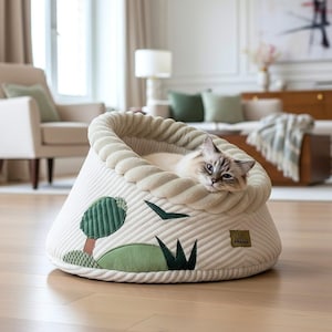 Cuscino e materassino per lettino premium per cani e gatti HIDE'IN GOODY Forest. Rifugio per animali domestici fatto a mano, caldo e confortevole. Adatto agli animali domestici.