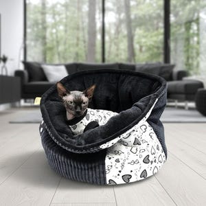 PATCHWORK BLACK HEARTS cat & dog premium bed pillow, mat. Handmade, warm, comfortable pet shelter. Pet-friendly. Machine wash, quick dry.
