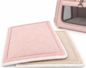 Cat Carrier Bed Mat 50x35 cm – Soft Pet Travel Cushion Insert for Cat Carrier, Comfortable Transporter Pad, Washable Cat Mat, Pet-friendly.