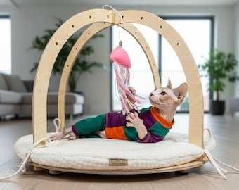 ARENA ANANAS Katzenmatte, Bett, Spielplatz mit sensorischen Spielzeugen. Warmes und weiches Kissen. Handgefertigte Möbel.