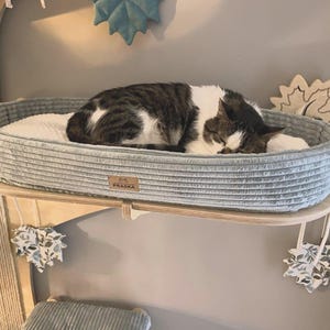 NEST cat wall & standalone bed with fur cushion, pillow. Great addition to cat trees, branches, shelves, perches, furniture and scratchers.