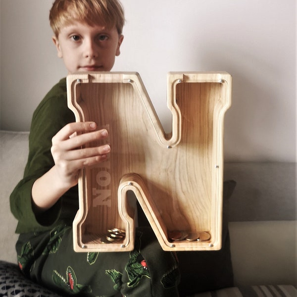 Sparschwein mit Namen, Buchstaben, Geschenk, personalisiertes Holz-Alphabet, Münzbank, großer Buchstabe, Initiale, Spardose aus Holz, Muttertagsgeschenk