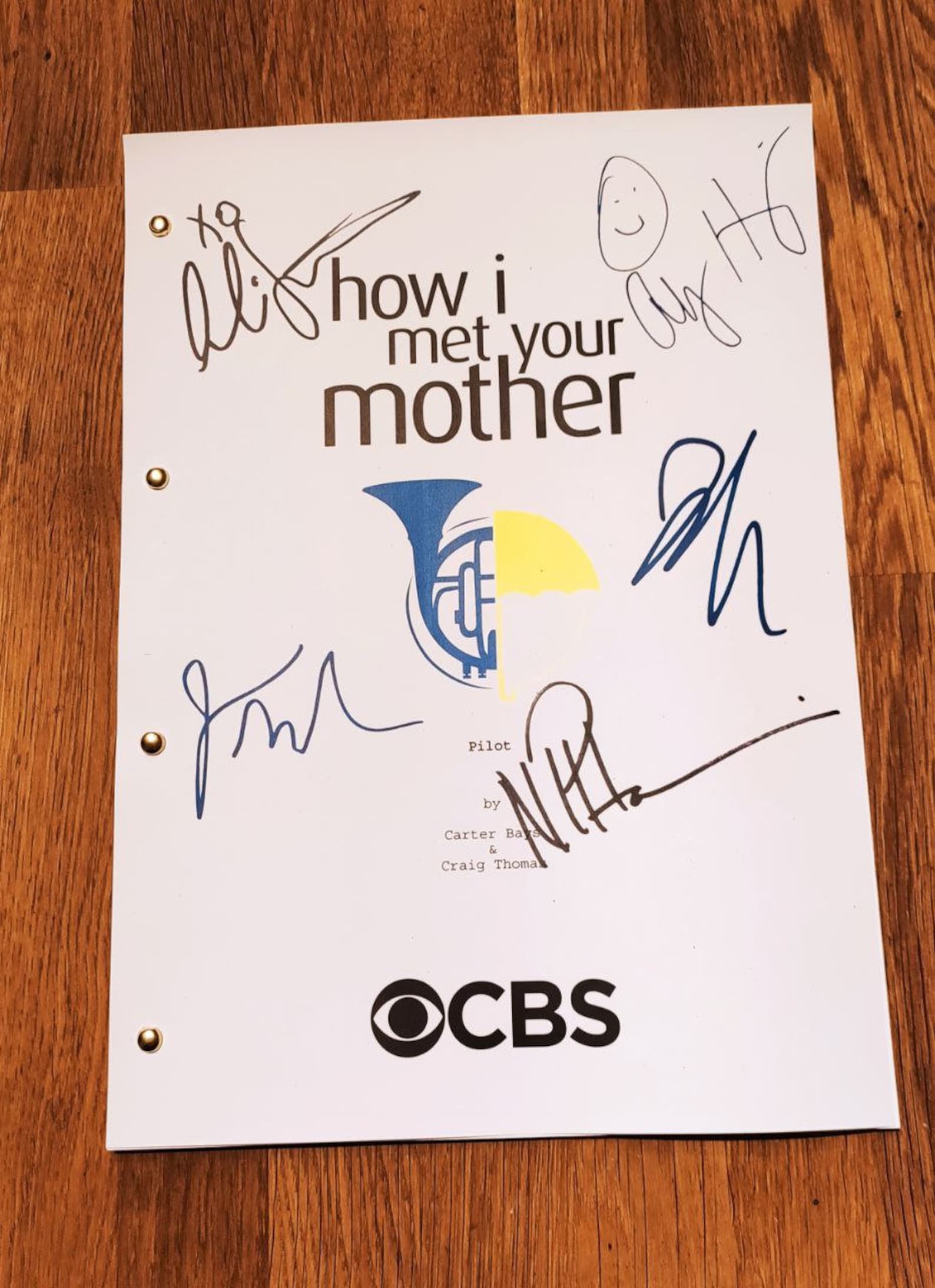 Copione autografato idee regali di Natale serie tv