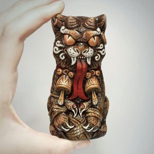 Yule Cat Figurine: Icelandic Folklore Jolakotturinn Statuette