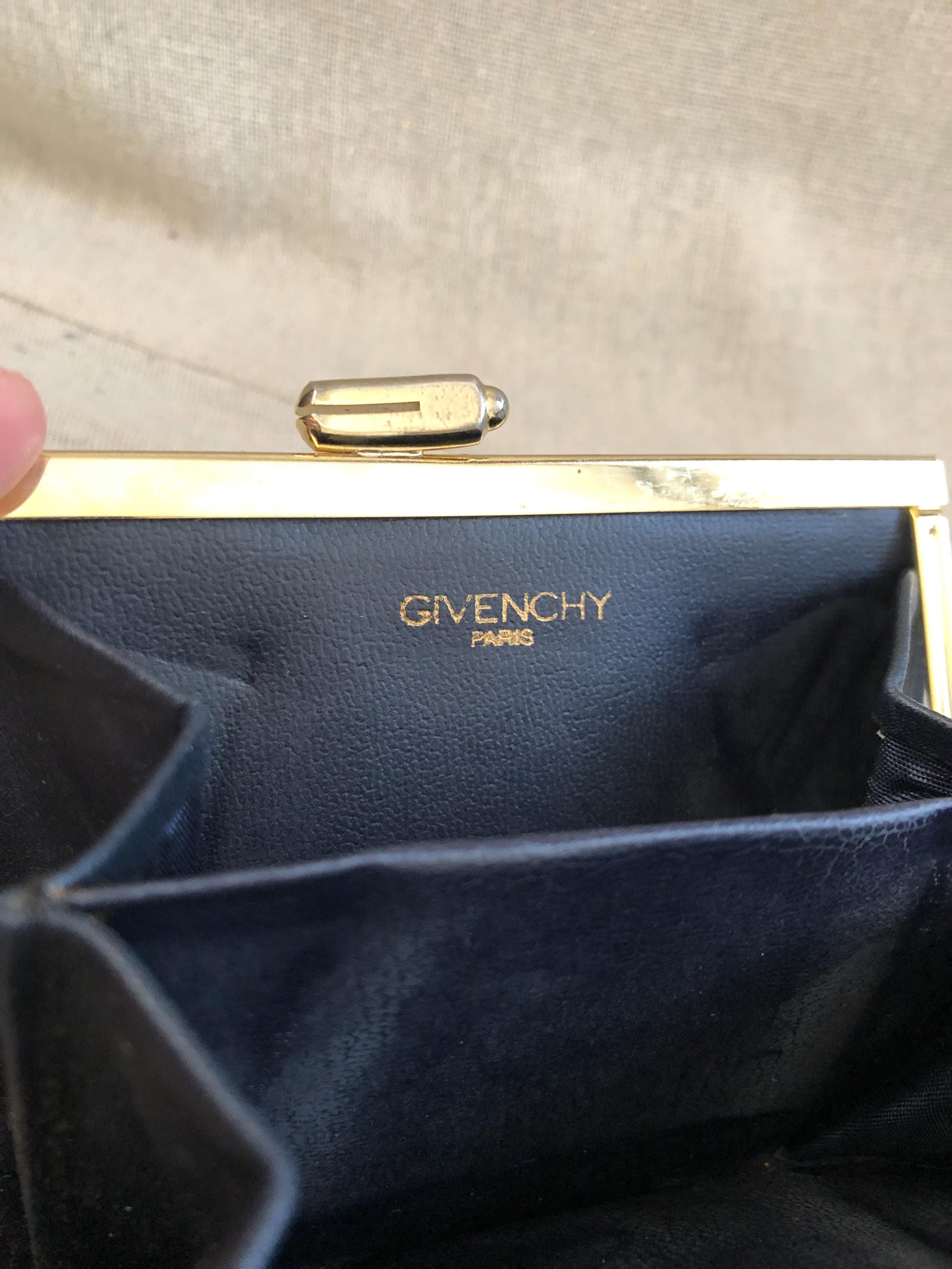 ♡ GIVENCHY ♡ Vintage ♡ coin case ♡ GIVENCHY coin case 4G logo leather Authentic USED T19012 | eBay