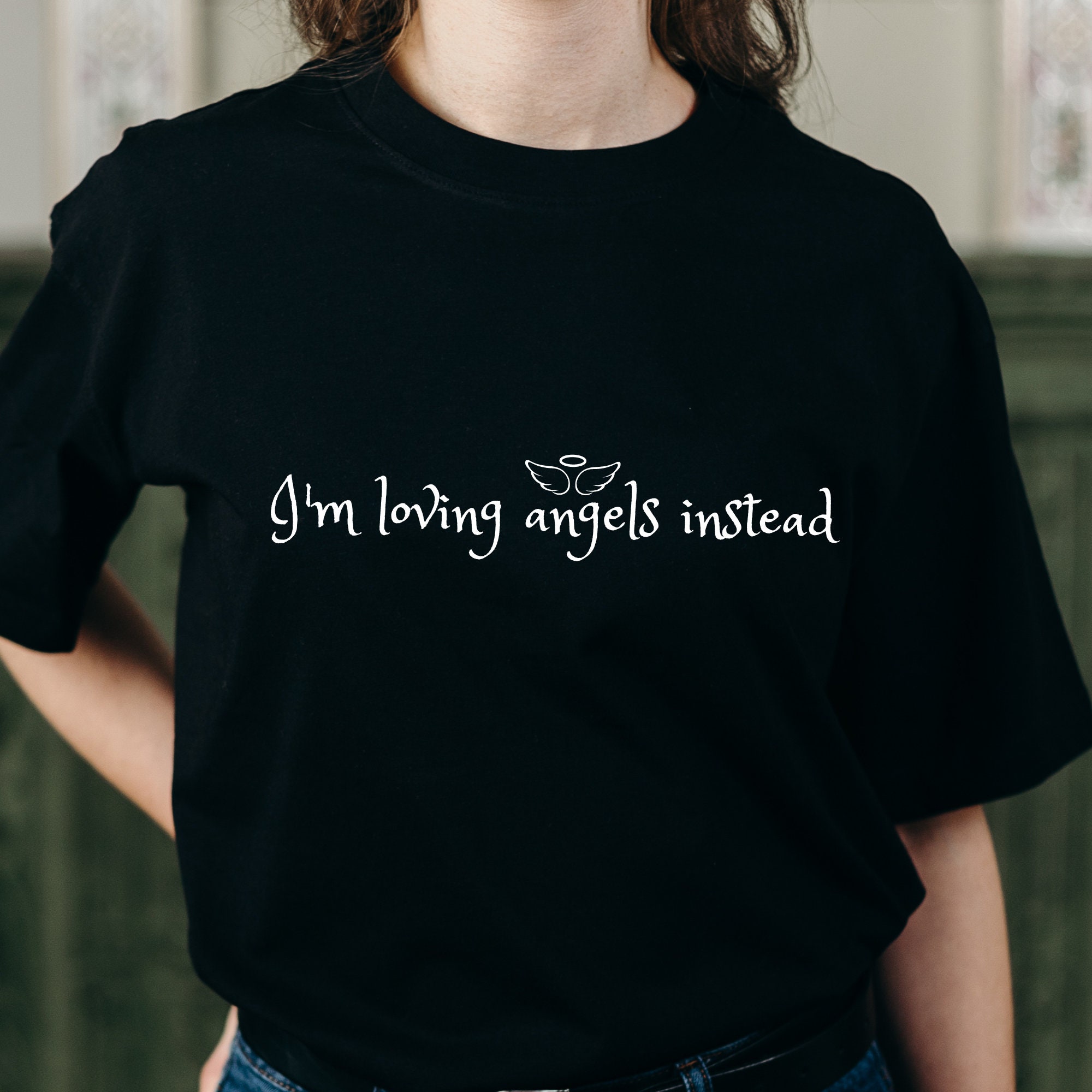 Discover Ich liebe stattdessen Engel... Robbie WIlliams Inspiriertes Musik Lyric T-Shirt