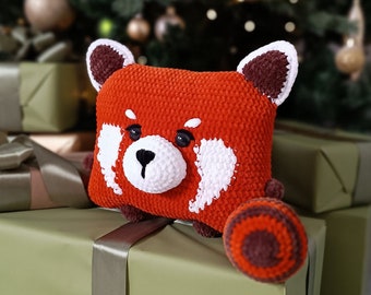 Panda pequeño de ganchillo, patrón de crochet panda pequeño almohada, panda rojo de ganchillo, patrón de panda amigurumi, patrón de ganchillo juguete, decoración de crochet