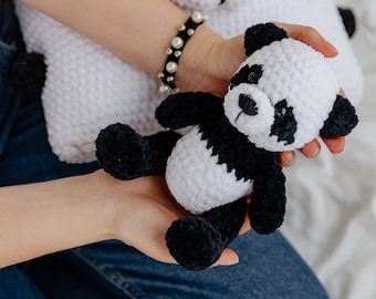 Crochet pattern panda, amigurumi panda pattern, crochet panda tutorial, easy amigurumi pattern panda, crochet bear panda pattern, amigurumi