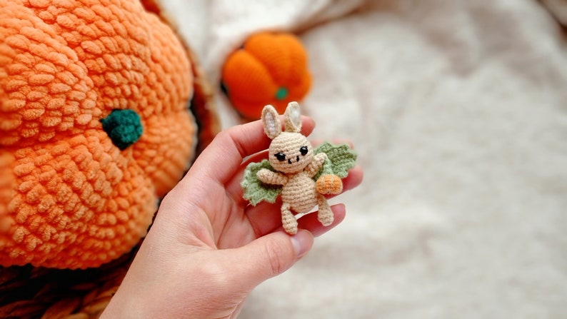 Crochet pattern Halloween, crochet halloween present, amigurumi halloween bat, crochet halloween toy pattern, amigurumi halloween gift image 4