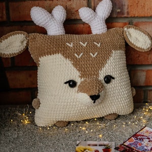 Crochet Christmas pattern, amigurumi deer pattern, crochet plush deer, crochet pillow pattern, Christmas crochet toy, crochet christmas deer image 7