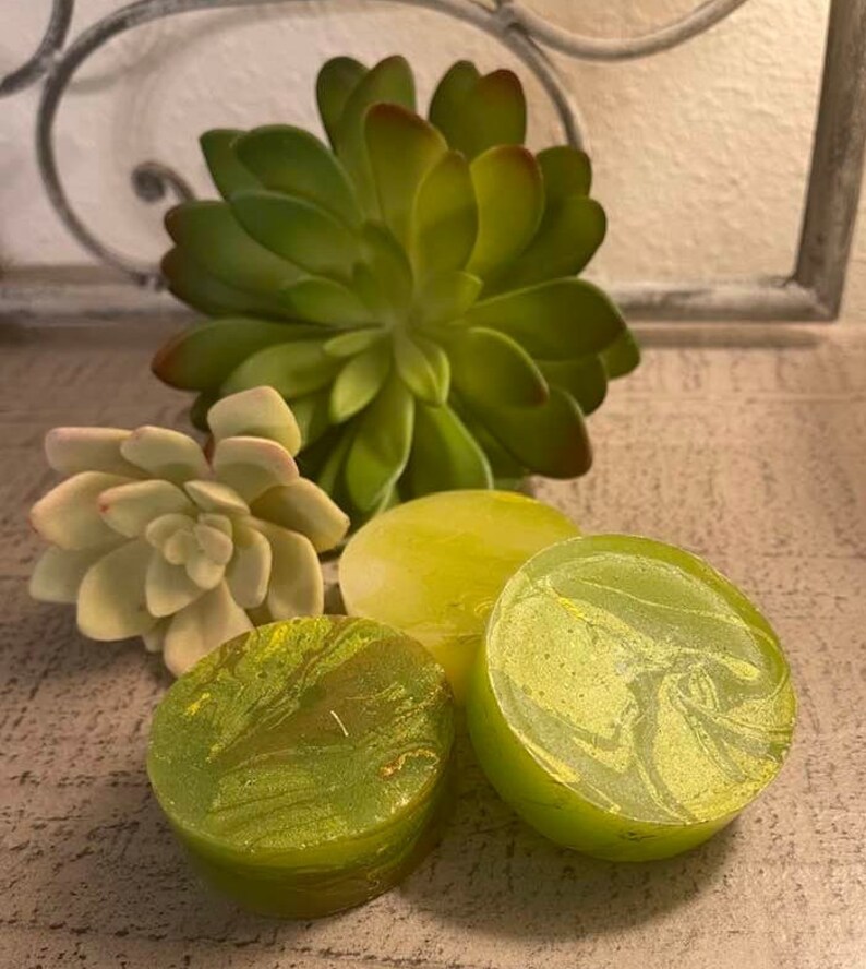 Large Marble Candle Embeds Coconut Lime Large Multicolor Etsy