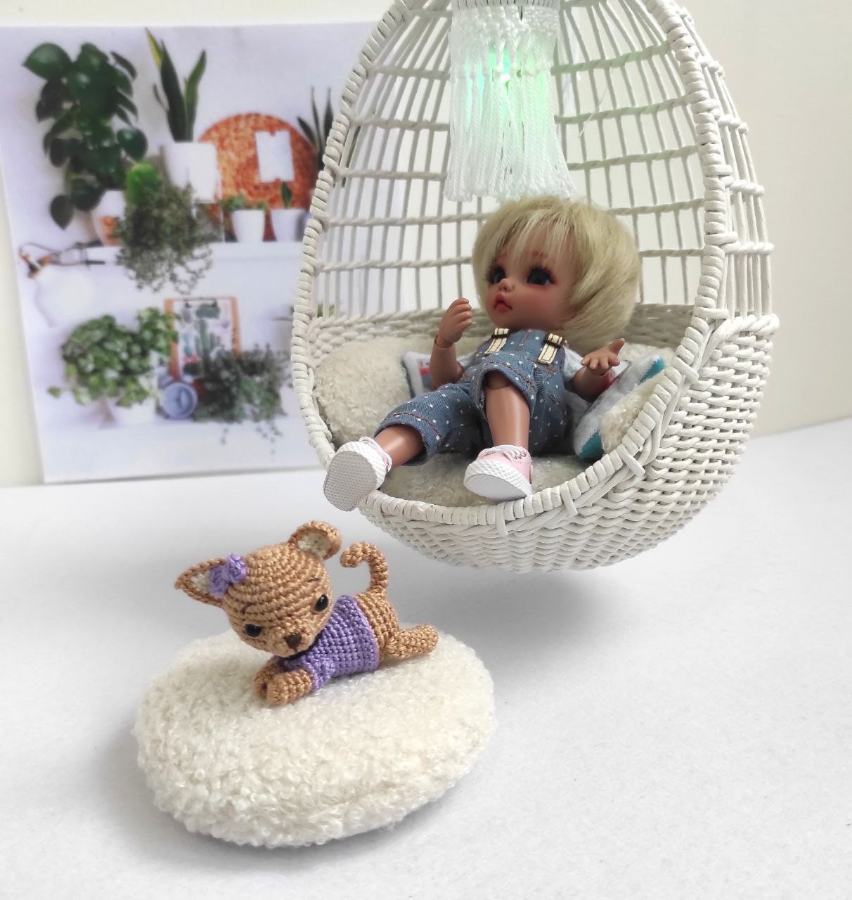 Doll egg best sale chair