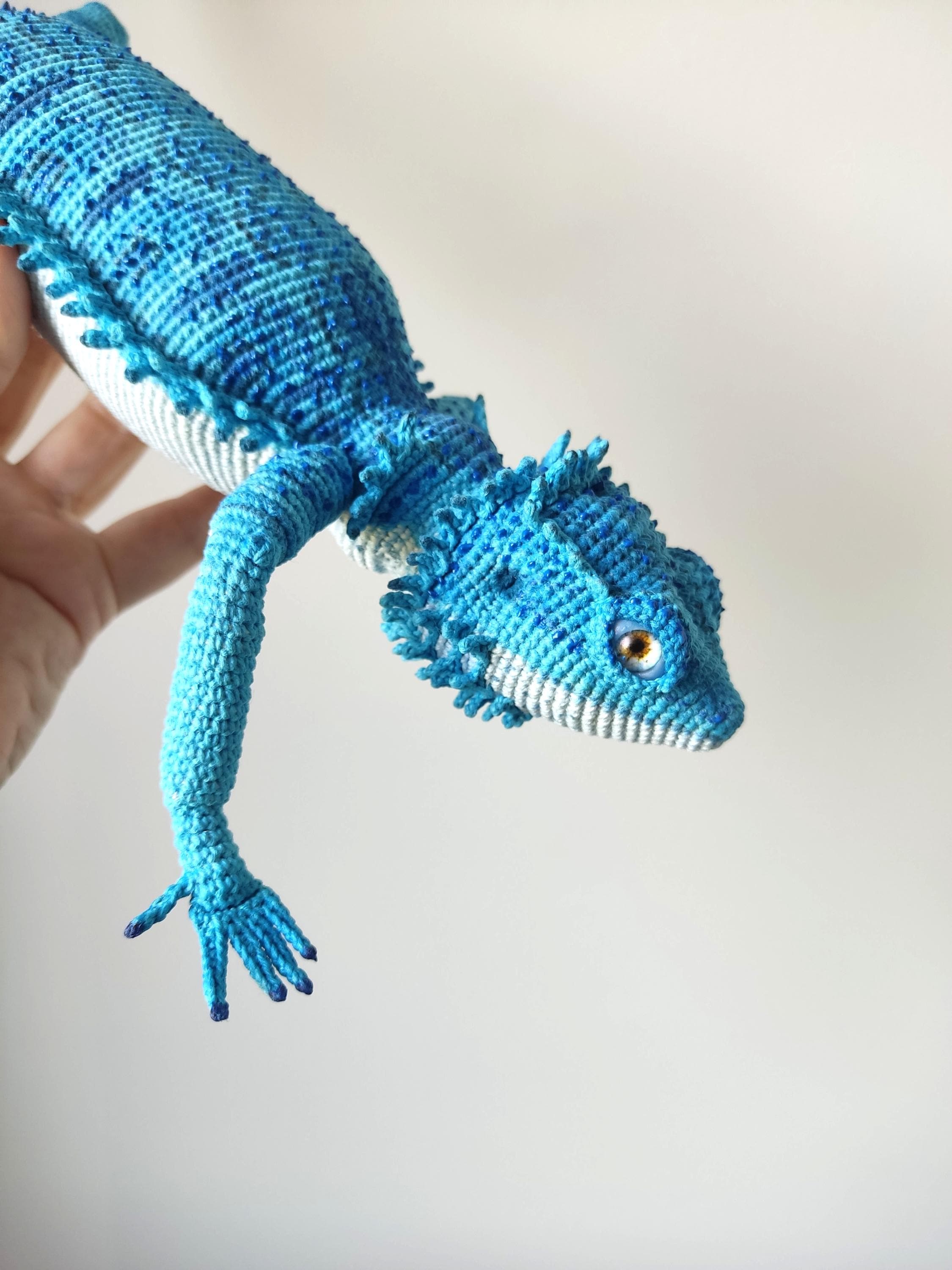 かぎ針編みの青ヒゲトカゲ：リアルな編みぐるみのトカゲの置物 - Etsy 日本