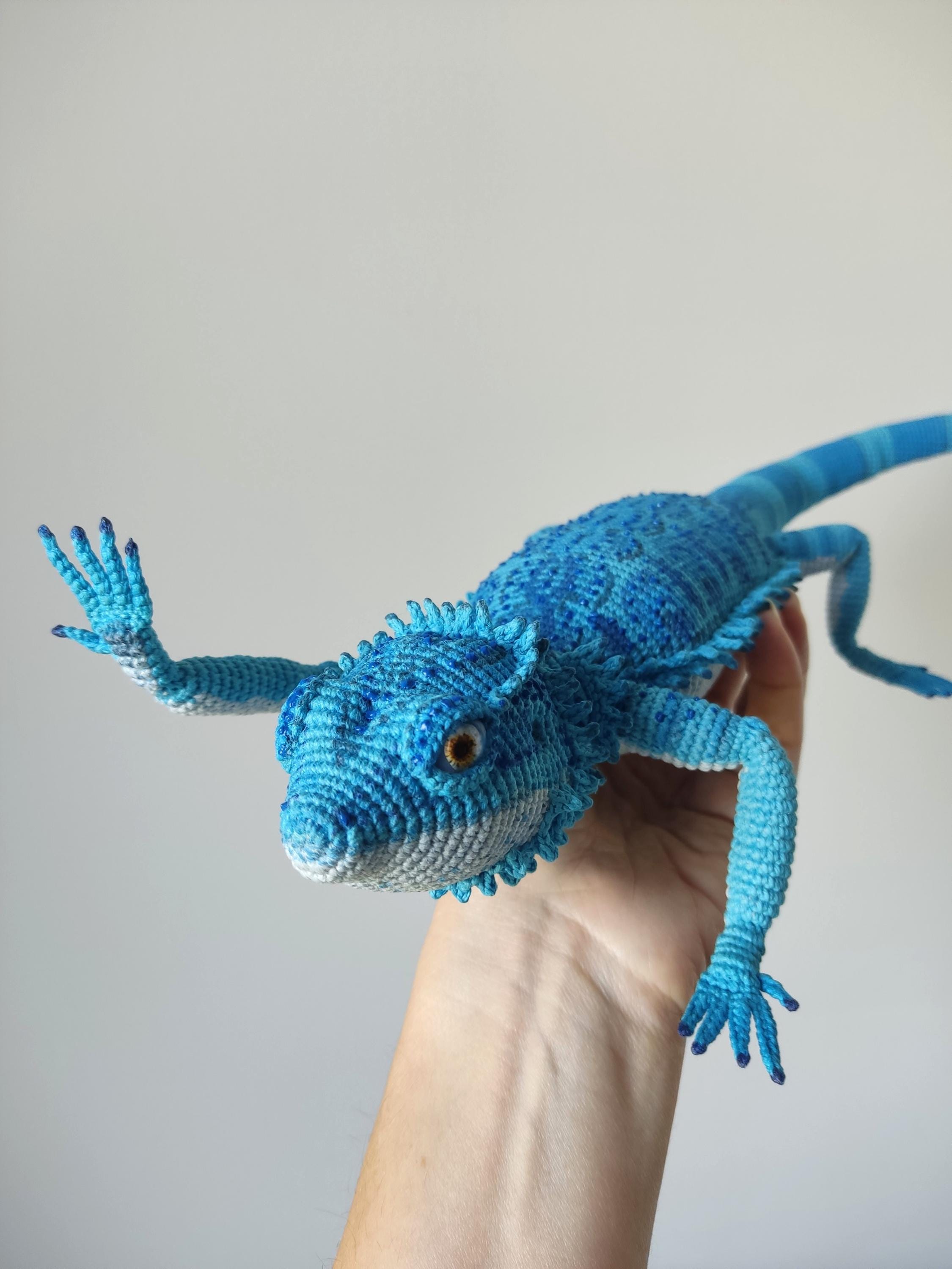 かぎ針編みの青ヒゲトカゲ：リアルな編みぐるみのトカゲの置物 - Etsy 日本