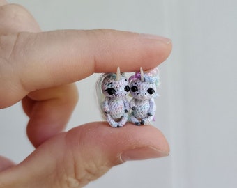 Custom extremely tiny Unicorn 0.6 inch Dollhouse miniature mikro Unicorn. Doll pet unicorn. Collectible figurine. Lesbian GirlFriend gift.