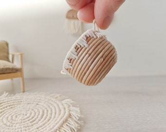 1:12 dollhouse miniature basket, miniature handmade storage basket. Interirior for doll house diarama, rustic simple style