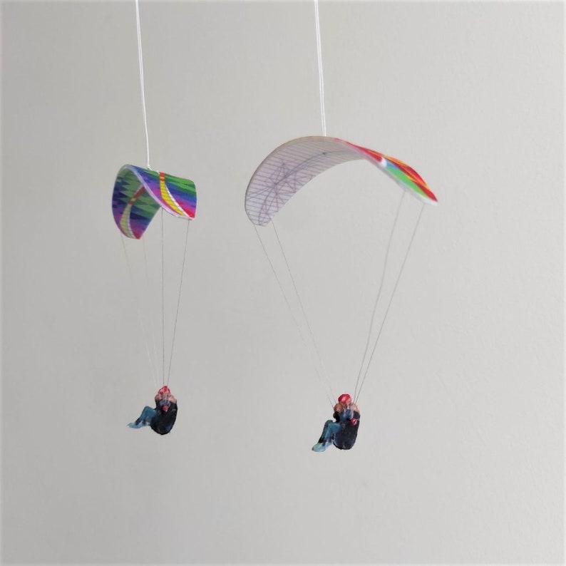 Paraglider PG offener Gurt Filz Miniatur Auto und Innendekor, Hängeornament. Gleitschirm Andenken Bild 9