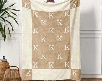 Brief monogram deken, aangepaste eerste naam deken, verjaardagscadeau, housewarmingcadeau, aanwezig nertsdeken, gepersonaliseerde naamdeken
