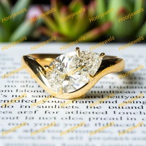 East West 2.5 CT Pear Cut Moissanite Engagement Ring 14k Solid Yellow Gold Ring Diamond Wedding Ring Curved Ring Anniversary Promise Ring