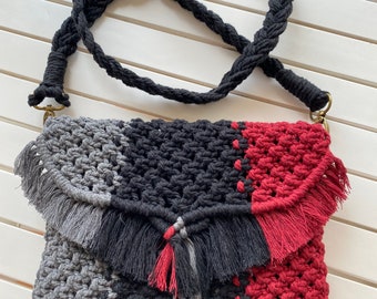 Sac à bandoulière en macramé fait main par moi