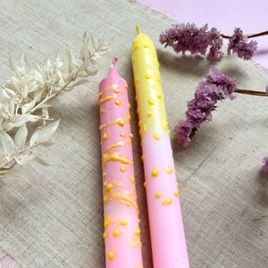 2 Dip Dye Candles in Set pink yellow