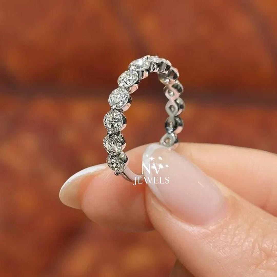 Round Cut Moissanite Eternity Wedding Band – Classic White Gold Design ...