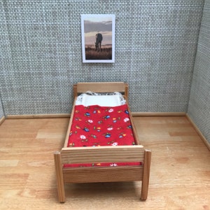 Lundby bed for the dollhouse