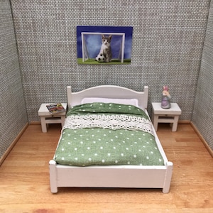 Lundby bedroom / bed and bedside table for the dollhouse