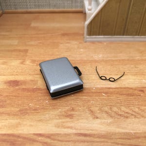 Small things for the dollhouse / miniature