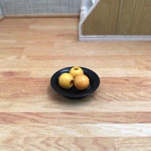 Alte Obstschale für die Puppenstube / Miniatur / vintage