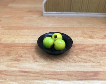 Old fruit bowl for the dollhouse / miniature / vintage