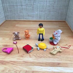 Little things / toys for the dollhouse