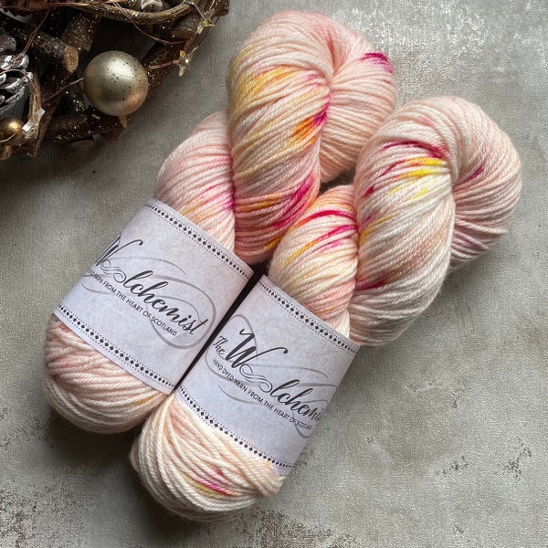 Hand dyed yarn, DK extra fine superwash merino and nylon, colour: “Butterfly Orchid” (light peach), 225m/100g