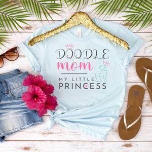 Camisa Golden Doodle Mom, Dog Mom Crewneck, Doodle Mom Gift, Goldendoodle Mom, Golden Doodle Gifts, Dog Mom Apparel, Doodle Top, Mom Gifts