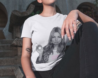 KATE Classic Fit AmplifyDestroy Print Tee Shirt kate moss 90s black white icon legend