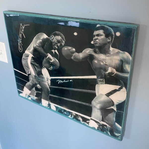 Ali vs. Frazier III... The Thrilla in Manila.. Ready-to-hang...greatest rivalry in sports