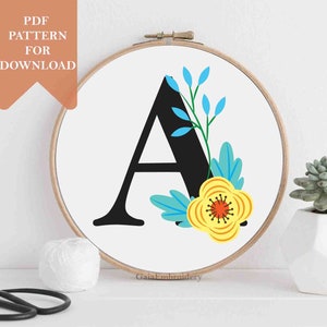 Patrón de bordado de letras florales para descargar bordado monograma bordado inicial Una sola letra pared de guardería DIY hecho a mano plantilla pdf