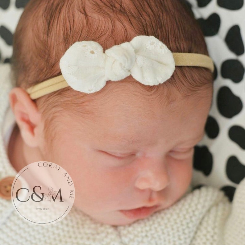 Set of 5 Mini Stretchy Baby Bows | Pack of Dainty Baby Headbands | Hairbow | Baby Girl Shower Gift | Newborn | Little bows | Christmas Xmas image 8