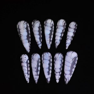 Appuyez sur les ongles,Ailes de papillon,Ongles chics et faciles,Faux ongles en acrylique,Faux ongles de luxe blancs peints à la main,Ongles fabriqués à la main,Vacances