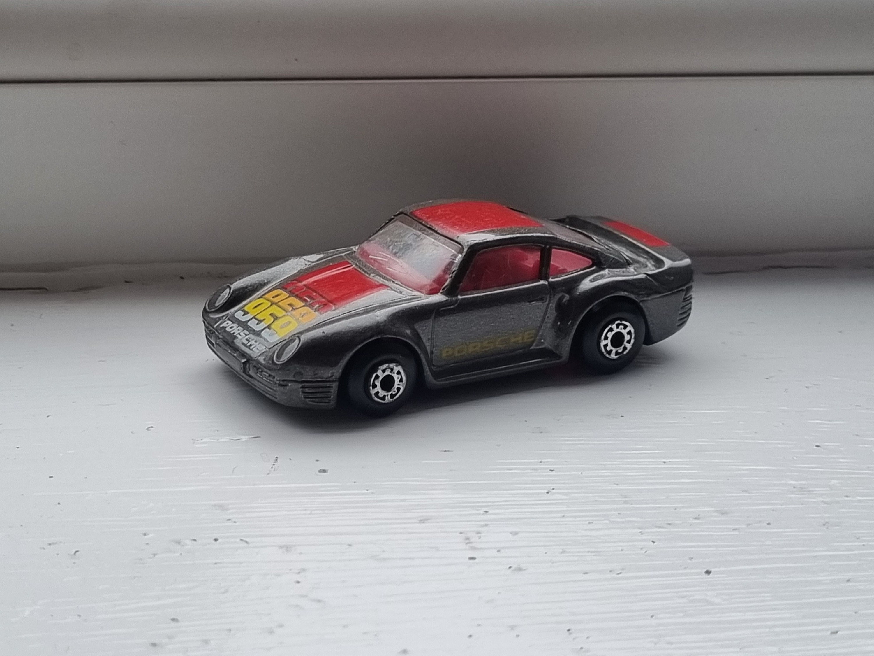 1986 matchbox store porsche 959