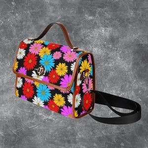 Daisies pattern satchel for women, Waterproof canvas handbag with multi colored daisies, Classic floral design  purse with shoulder strap
