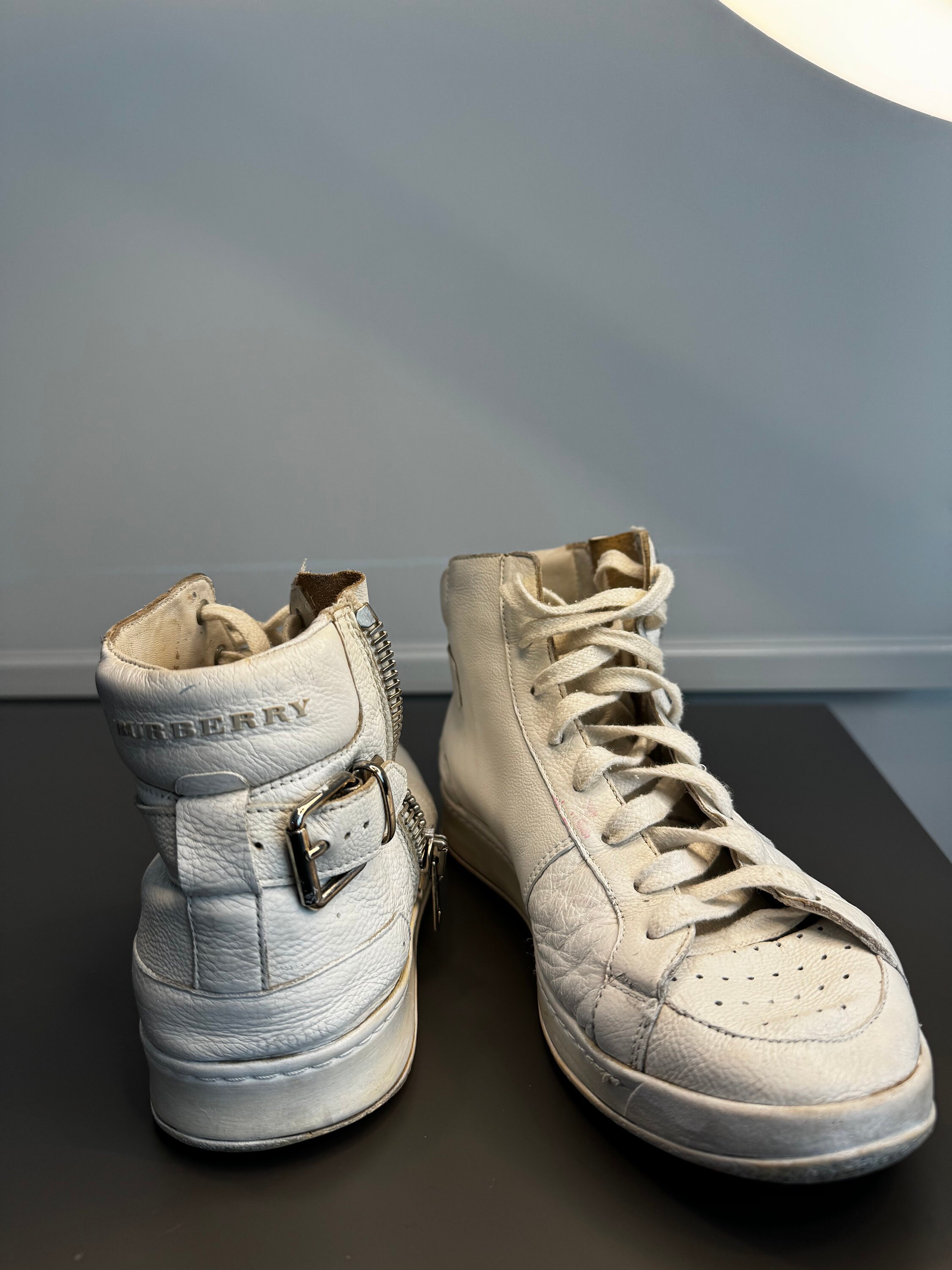 Vintage Low-Top Sneakers