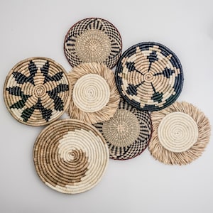 Hanging Woven Wall Basket Set - 7 Handmade Seagrass Baskets with Nails Included