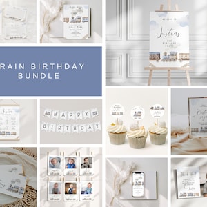 Könnte beinhalten: Ein druckbares Geburtstagsparty-Paket zum Thema Zug in Blau und Weiß. Das Paket enthält ein Willkommenszeichen, Cupcake-Topper, ein Banner, Foto-Karten, eine Zeitkapsel und Dankeskarten. Das Willkommenszeichen lautet "Willkommen zu Justins 2. Geburtstagsparty".