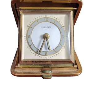 Vintage Europa Travel Alarm Clock – Foldable – Tortoiseshell Colour – 1950s/60s – Works – Collectible Mechanical Alarm Clock